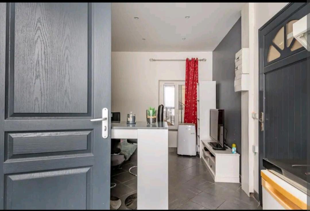 Studio Montelimar Cosy, Calme, Netflix +Wifi Lägenhet Exteriör bild