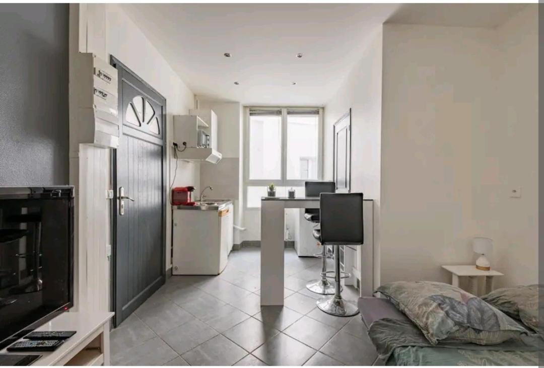 Studio Montelimar Cosy, Calme, Netflix +Wifi Lägenhet Exteriör bild